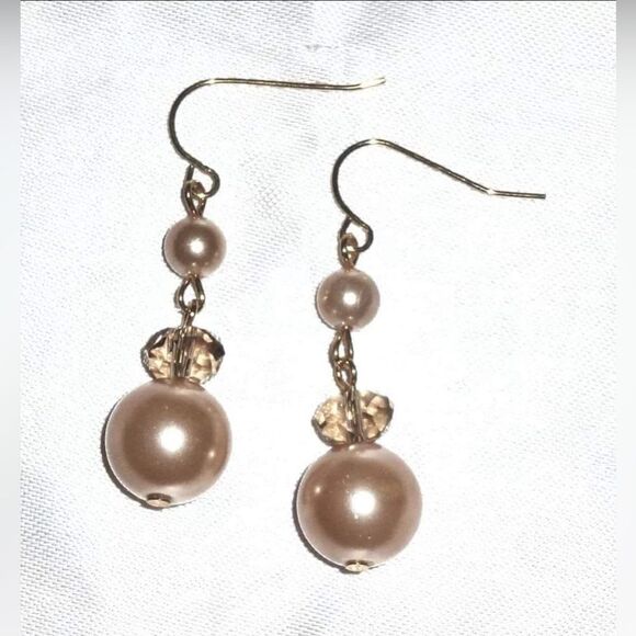 Premier Designs Pretty in Pearls Earrings NEW - Picture 3 of 4
